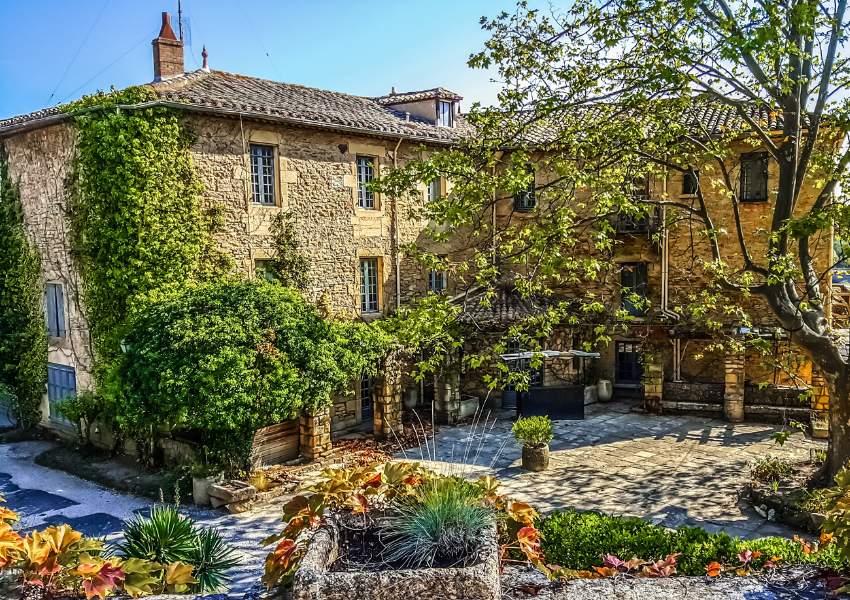 Lire la suite à propos de l’article Rénovation de maison ancienne en Provence